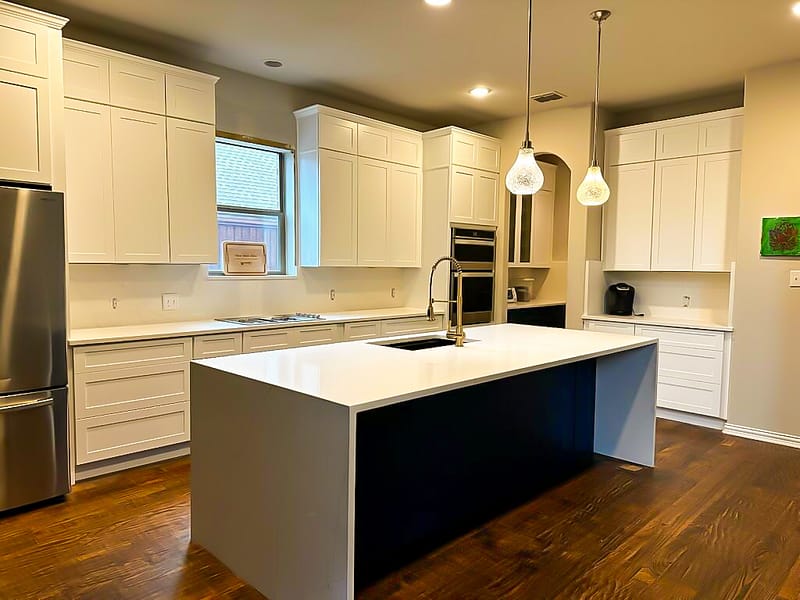 Modern kitchen room after renovation work by Floor N More in University Park Dallas, Irving, Coppell, Farmers Branch, and Dallas TX